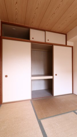 マッティーナ神戸弐番館の収納