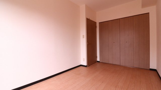 マッティーナ神戸弐番館の寝室