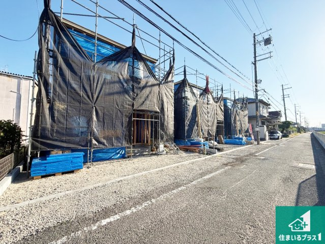 東大阪市元町　第1期　新築一戸建ての前面道路含む現地写真|周辺は閑静な住宅街です。前面道路もしっかりと有りますので車の出し入れも安心ですよ！