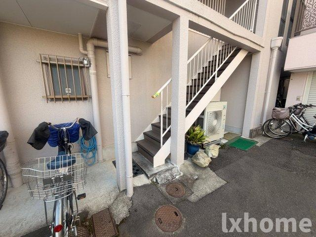 玉木ビル平田台のロビー