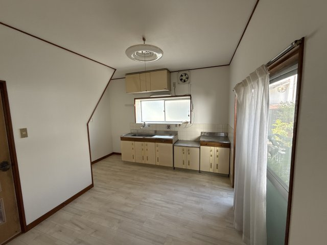 夢前町前之庄戸建の居間・リビング