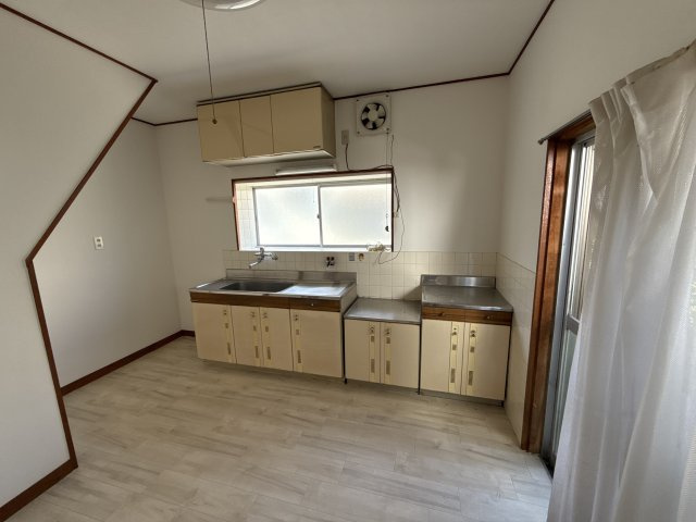 夢前町前之庄戸建のキッチン