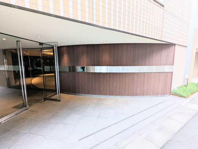 アスコットパーク両国石原のエントランス
