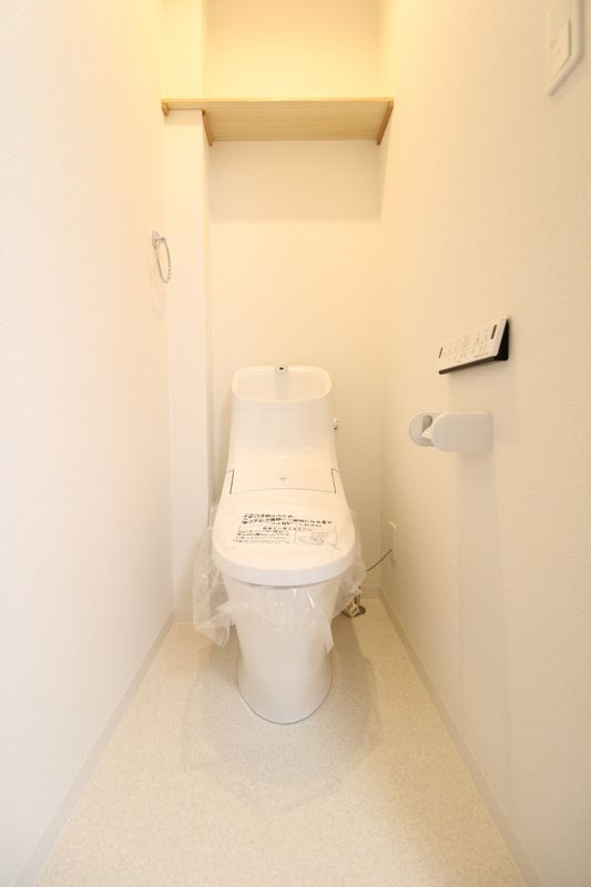 シルバー鷹のトイレ|快適な温水洗浄便座トイレです