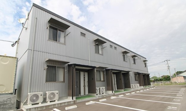 シルバー鷹の外観|落ち着いた外観です