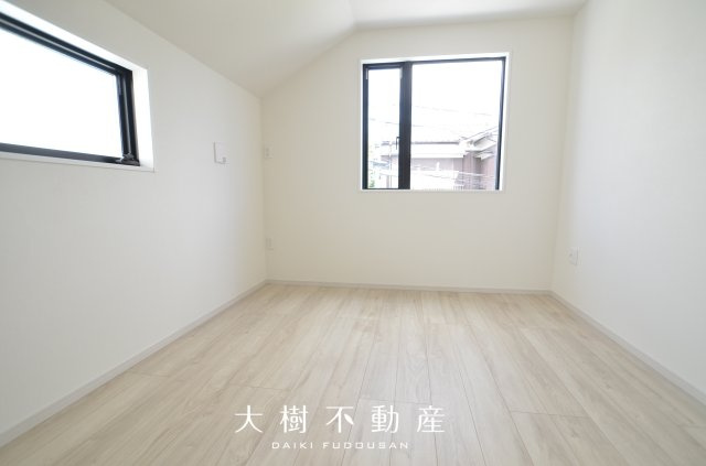 【洋室】 | 座間市立野台3丁目  新築戸建て　全２棟　【仲介手数料無料】 | 2階　洋室2（6.0帖）