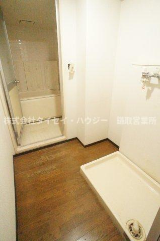 サウスヒルズ中央第２号棟の洗面所|※リフォーム中となります。