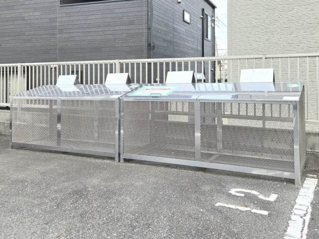 【駐車場】 | シャーメゾン洛陽A