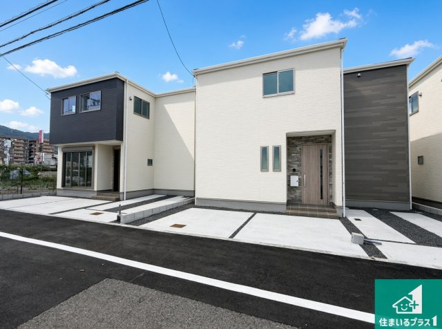 ♦東大阪市元町　第1期　新築一戸建ての外観|安心の10年保証！外観を美しく保ち、雨水で汚れを落とします！気になることがありましたら、お気軽にお問い合わせください！