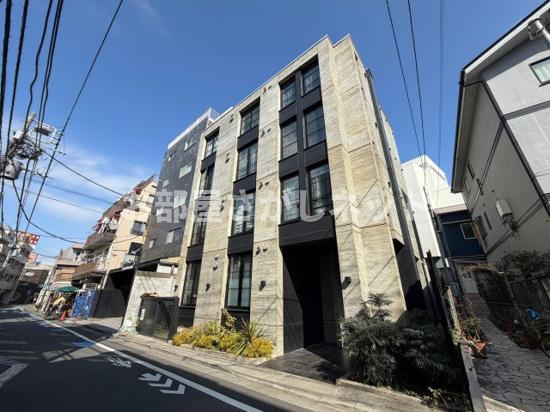 LAPiS渋谷本町