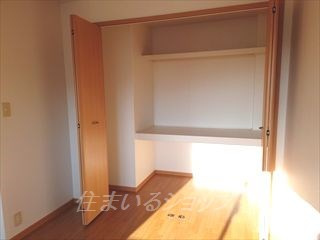 安芸高田市吉田町吉田の賃貸マンションの収納