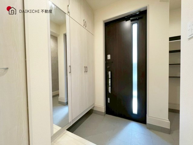 【玄関】 | 北本市中丸7丁目　BLOOMING　GARDEN　新築戸建　全1棟　1号棟