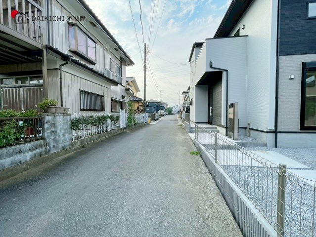 【前面道路含む現地写真】 | 北本市中丸7丁目　BLOOMING　GARDEN　新築戸建　全1棟　1号棟