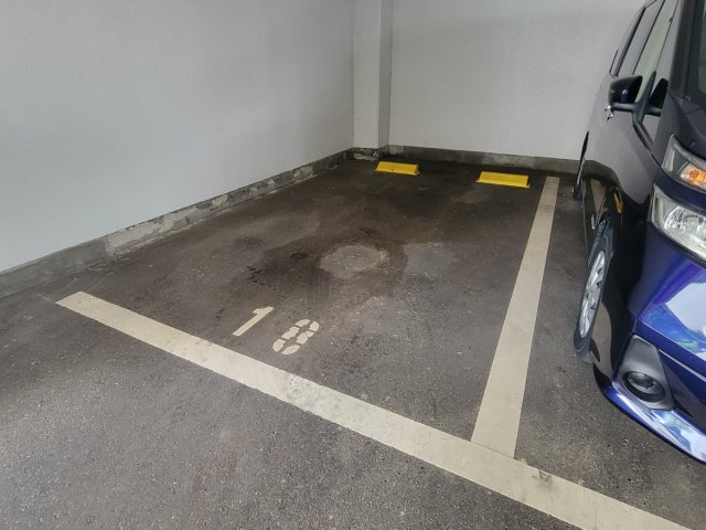 カサベラ大蔵谷の駐車場