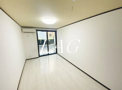 【居間・リビング】 | 草加ハウス | 洋室のお部屋です。