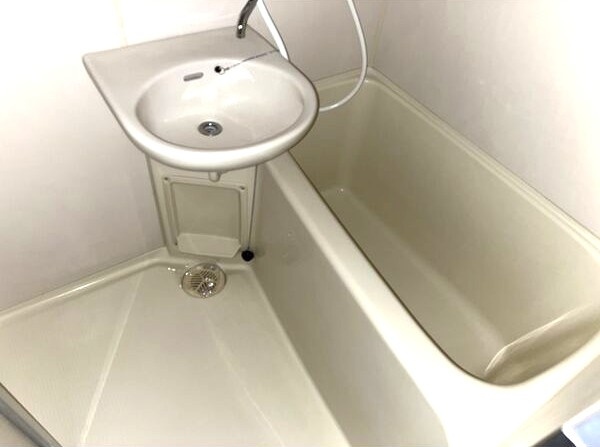 アーバンビル早川の浴室