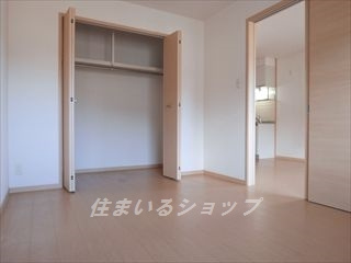 安芸高田市八千代町下根のアパートの収納