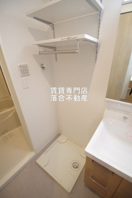 【設備】 | クレメントガーデンⅤ | 洗濯機置場