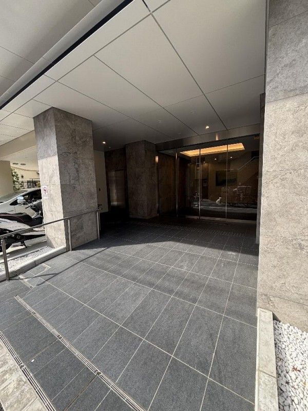 クレストコート世田谷松原のエントランス