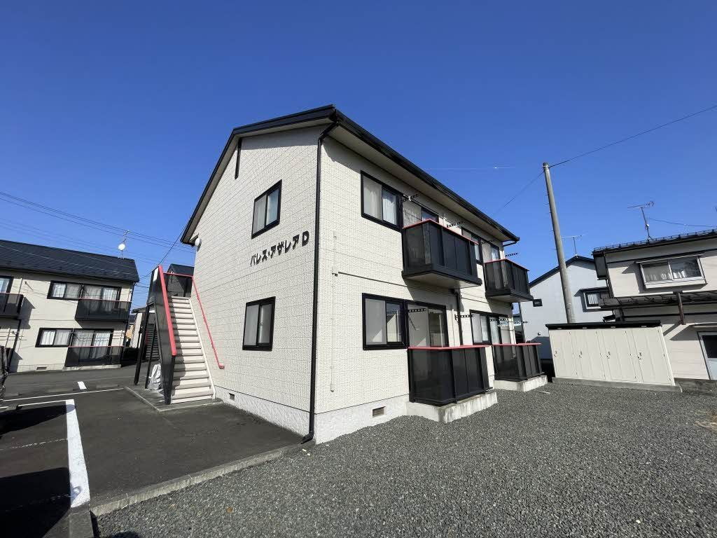 パレス・アザレアＤ