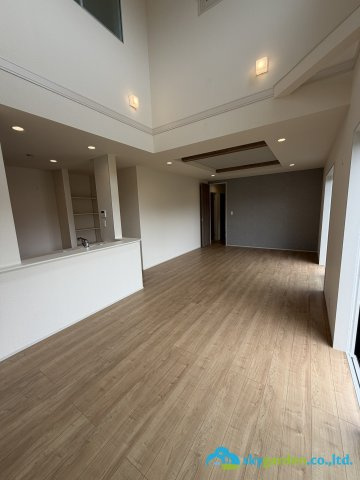 平塚市南原2丁目　新築戸建　全6棟3号棟の居間・リビング