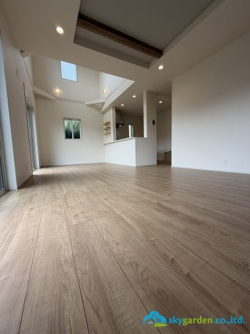 平塚市南原2丁目　新築戸建　全6棟3号棟の居間・リビング