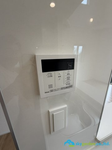 平塚市南原2丁目　新築戸建　全6棟3号棟の発電・温水設備