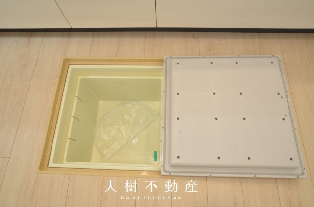 【キッチン】 | 綾瀬市小園南２丁目 新築戸建て　全2棟【仲介手数料無料】