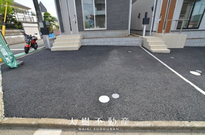 【駐車場】 | 綾瀬市小園南２丁目 新築戸建て　全2棟【仲介手数料無料】