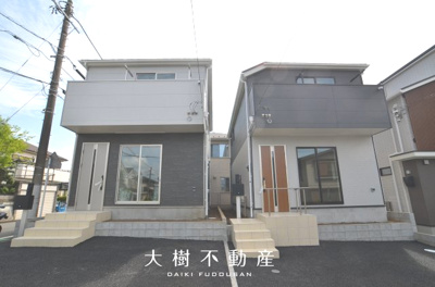 【外観】 | 綾瀬市小園南２丁目 新築戸建て　全2棟【仲介手数料無料】 | 宅地建物取引士による不動産のご説明・現地のご案内、住宅金融普及協会住宅ローンアドバイザーが住宅ローンのアドバイスから融資実行までのお手伝いをしっかりサポートします♪