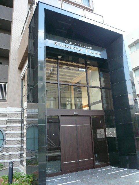 ロープウェイ街まで徒歩約２分♪お散歩コースにもなりますね♪