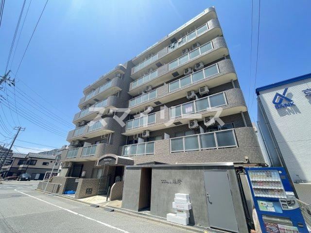 ペルレシュロスＰａｒｔⅧ の外観