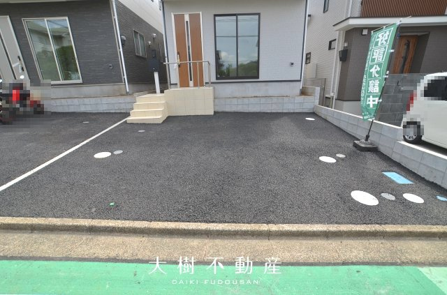 【駐車場】 | 綾瀬市小園南２丁目 新築戸建て　全2棟【仲介手数料無料】