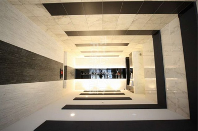 【ロビー】 | セオリー大阪ベイシティ | 建物の内部です