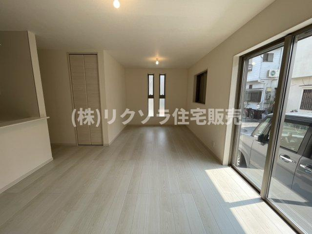 高柳7丁目　新築一戸建てのダイニング|LDK17.0帖
■物件内覧・資金計画相談・住宅ローン相談、リフォーム相談、お問合せ受付中■
※当日・翌日のご内覧、ご相談はお電話でのお問合せがスムーズです！