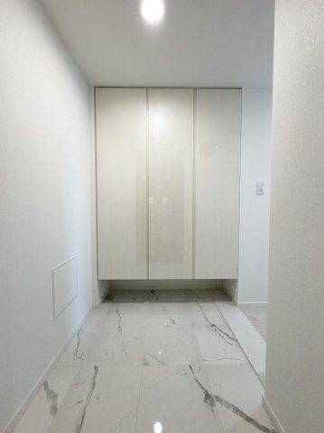 ベイシティタワーズ神戸EASTの玄関