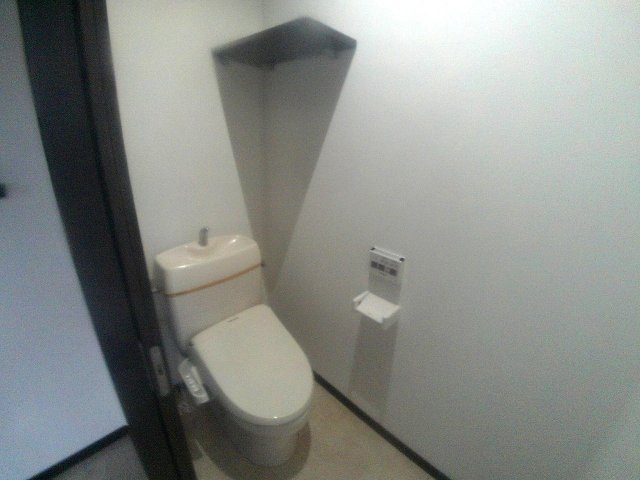 ラフィーエ住吉のトイレ