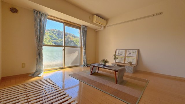 アビューラの洋室|※ホームステージングの写真となります。
