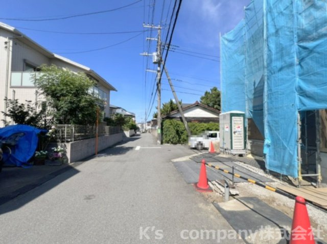 ◎茅ヶ崎市浜須賀　新築戸建◎の前面道路含む現地写真|2026.7.19撮影◇