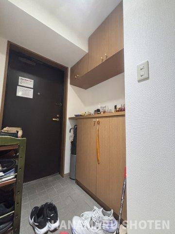 アリーナコースト壱番街の玄関|＊当日ご案内可＊ご希望の物件まとめてご案内！弊社が掲載していない物件でもOK♪お気軽にご相談ください ♪お電話でのお問合わせがスムーズ♪