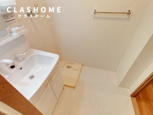 ソレアードパラシオン　　　刈谷市近郊の賃貸はクラスホームの洗面所|同物件の別部屋になります。