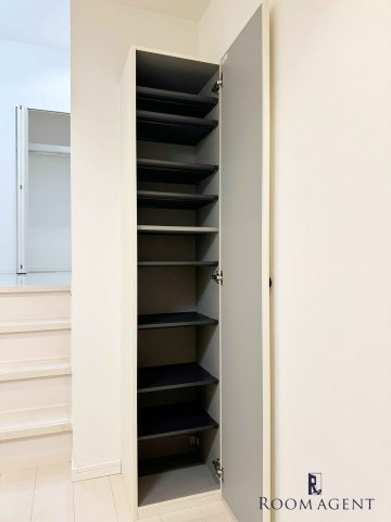 ドエル神野の玄関