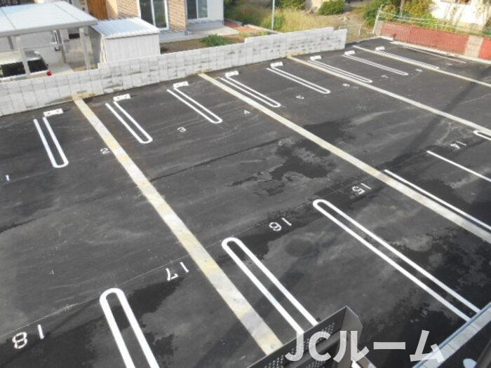 ヴィンヤードの駐車場
