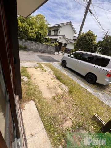 勝川町9丁目岡島貸家の庭