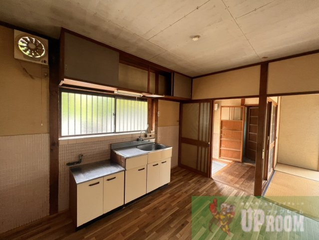 勝川町9丁目岡島貸家のロビー