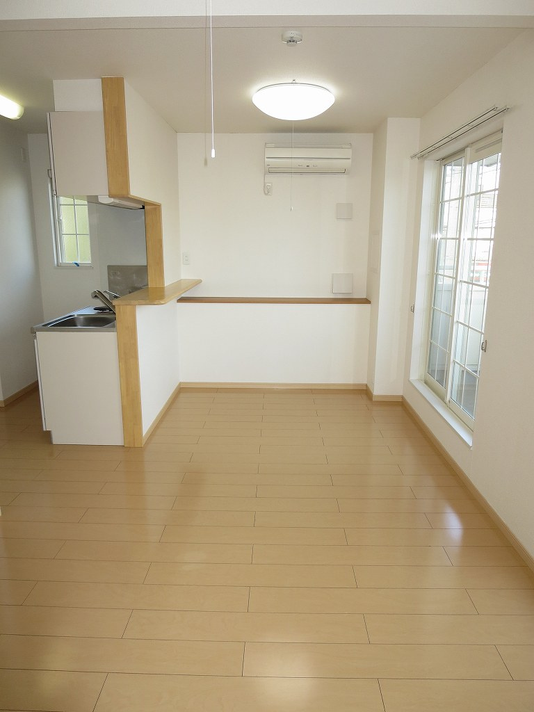 ソレイユ ブランの居間・リビング