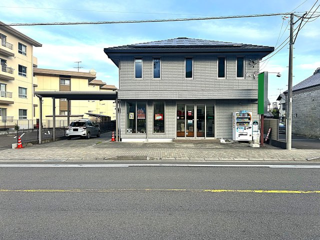 用宗三丁目店舗付中古住宅の外観