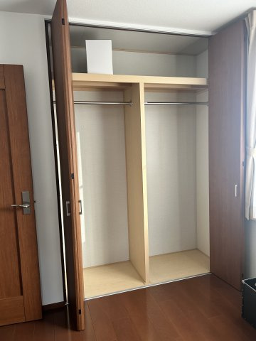 用宗三丁目店舗付中古住宅の収納