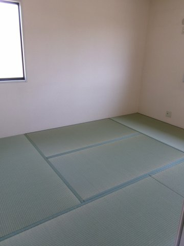 フォーレスはまゆうの和室