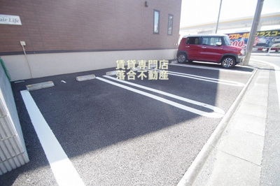 【駐車場】 | クレールライフ | 敷地内駐車場完備